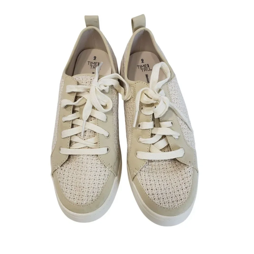 Like NEW Time & Tru Women's Size 9 Sneakers